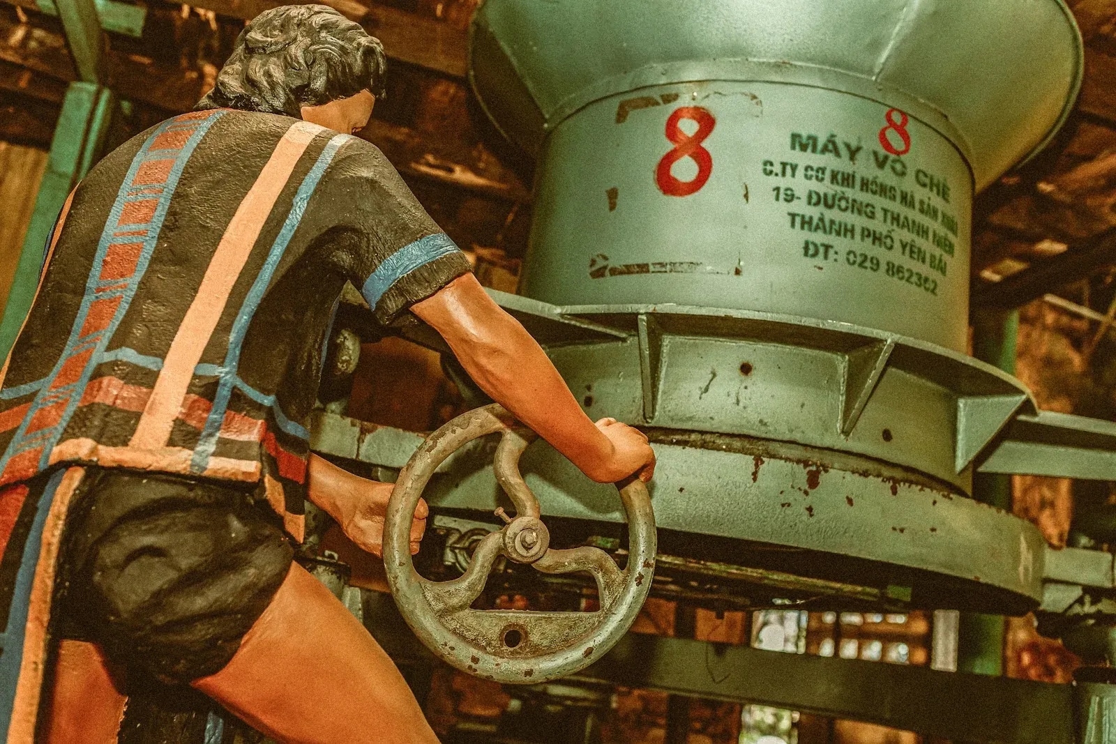 Quy Trình Chế Biến Chè: Từ Lá Tươi Đến Tách Trà Hoàn Hảo