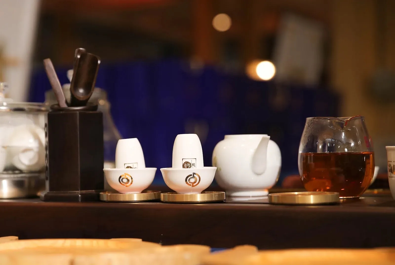 Chọn Nước Và Nhiệt Độ Pha: Hai Bí Mật Nhỏ Của Một Ấm Trà Ngon